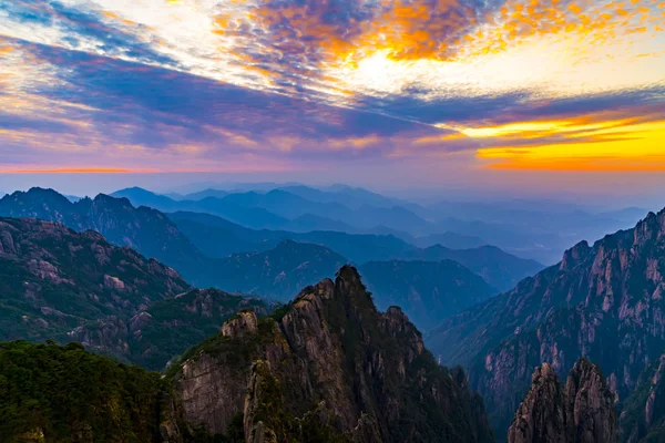 Красивые Пейзажи Горе Хуаншань Китай — стоковое фото