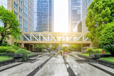 Ticaret Binası Girişi