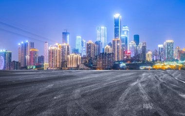 Yol ve Chongqing kentsel mimari peyzaj silüeti