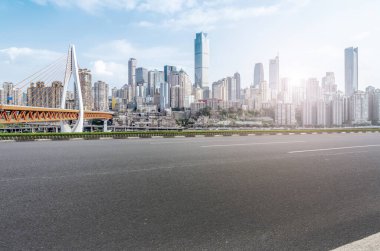 Yol ve Chongqing kentsel mimari peyzaj silüeti