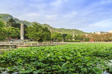 Çin 'den Xiamen Nan Putuo Tapınağı