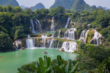 Çin, Asya 'da şelale manzarası