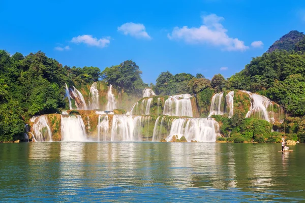 Wasserfall Der Landschaft — Stockfoto