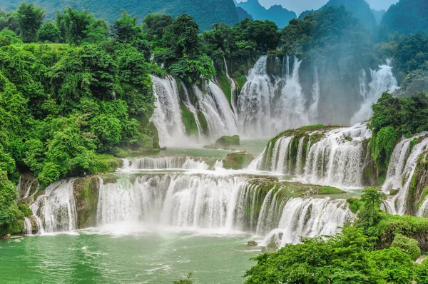 Krajobraz Wodospadu Chinach Azja — Zdjęcie stockowe