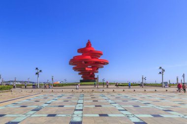 Qingdao 'nun şehir mimarisi ve ufuk çizgisi