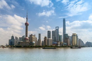 Lujiazui 'deki kentsel mimari manzaranın ufuk çizgisi.