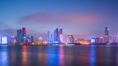 Qingdao manzara şehir gece manzarası