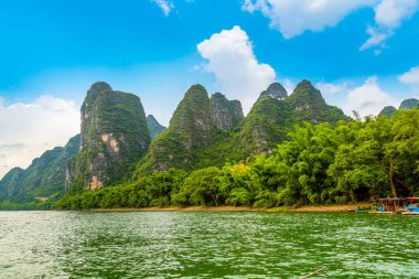 Yangshuo Xingping Lijiang Nehri Doğal Manzara