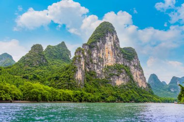 Yangshuo Xingping Lijiang Nehri Doğal Manzara