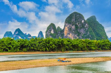 Yangshuo Xingping Lijiang Nehri Doğal Manzara