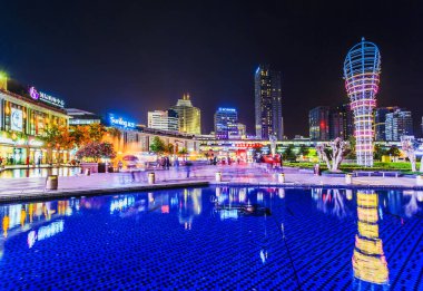 Şehir mimarisi peyzaj çeşmesi