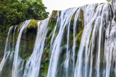Çin, Asya 'da şelale