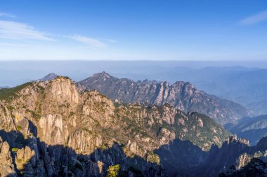 Huangshan Dağı 'nın güzel doğal manzarası.