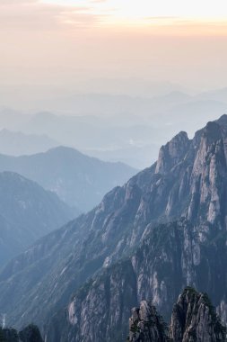 Huangshan Dağı 'nda gün doğumu, Çin