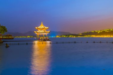 Hangzhou 'nun güzel manzarası, Batı Gölü