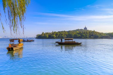 Hangzhou Batı Gölü Pagoda Sahne Bölgesi