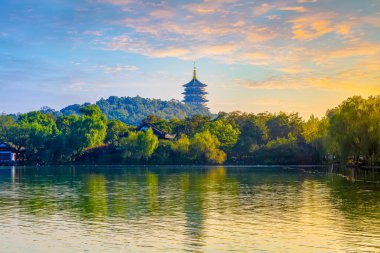 Hangzhou 'nun güzel manzarası, Batı Gölü