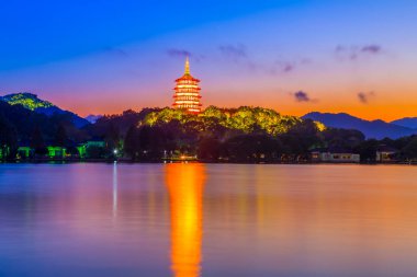 Hangzhou 'nun güzel manzarası, Batı Gölü