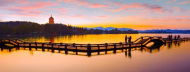 Hangzhou Batı Gölü Güzel manzara