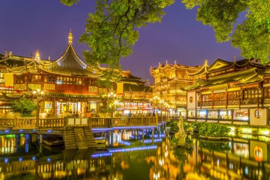 Shanghai Şehir Tanrısı Tapınağı gecesi