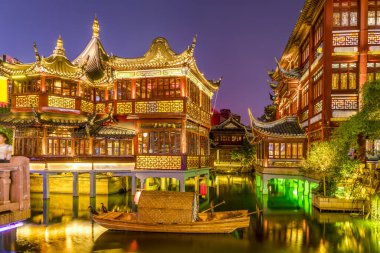 Shanghai Şehir Tanrısı Tapınağı gecesi