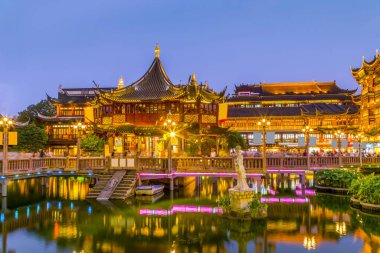 Shanghai Şehir Tanrısı Tapınağı gecesi