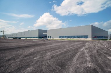 Modern fabrika binaları ve depoları