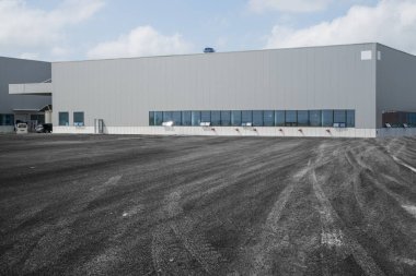 Modern fabrika binaları ve depoları