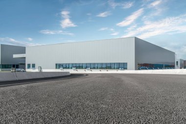 Modern fabrika binaları ve depoları