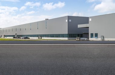Modern fabrika binaları ve depoları