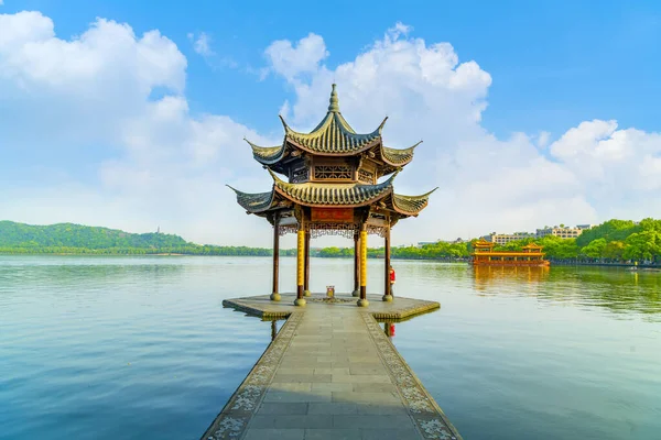 Çin 'deki Batı Gölü' nün Güzelliği