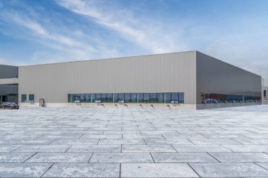 Modern fabrika binaları ve depoları