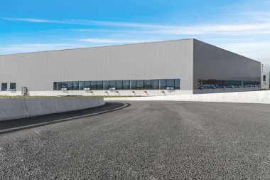Modern fabrika binaları ve depoları