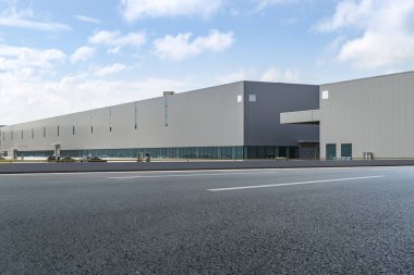 Modern fabrika binaları ve depoları