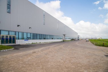 Modern fabrika binaları ve depoları