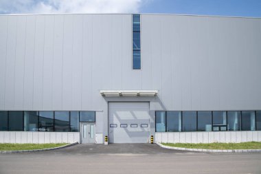 Modern fabrika binaları ve depoları