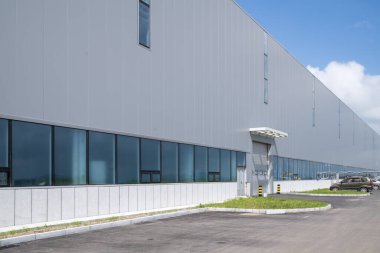 Modern fabrika binaları ve depoları