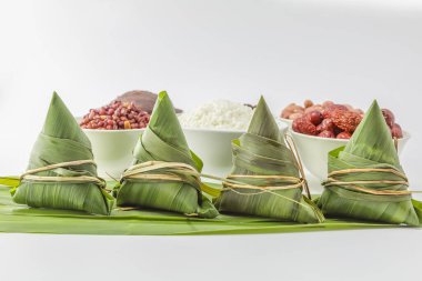 Zongzi Ejderha Teknesi Festivali