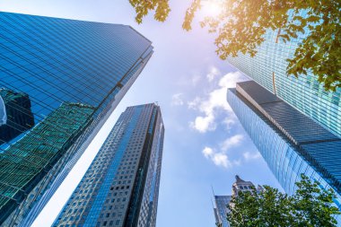 Shanghai Finans Bölgesi 'nde gökdelenler inşa ediliyor.