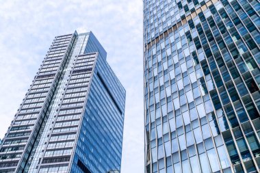 Shanghai Finans Bölgesi 'nde gökdelenler inşa ediliyor.