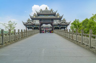 Sichuan Köprüsü 'nün antik kenti