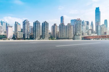 Yol ve Chongqing kentsel mimari peyzaj silüeti
