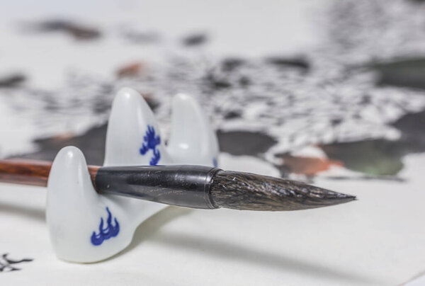 Китайская каллиграфия хранит четыре сокровища
