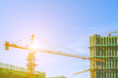 Kentsel kentteki inşaat alanı