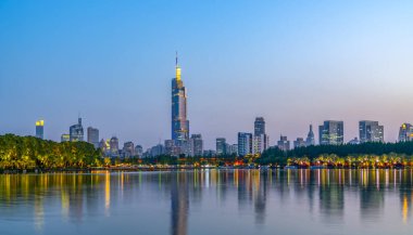 Nanjing Xuanwu Gölü Finans Bölgesi İnşaat Gecesi 
