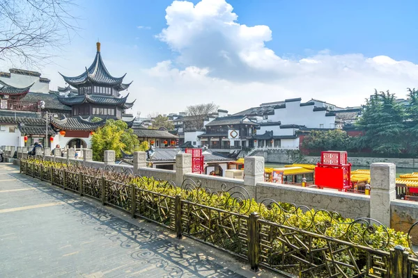 Nanjing Qinhuai Nehri eski binası.
