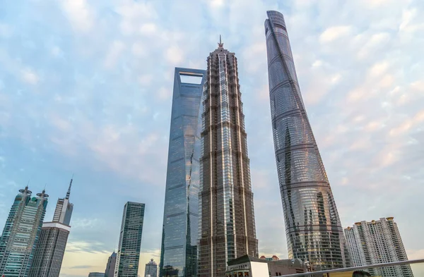 Rascacielos Urbanos Distrito Financiero Shanghái — Foto de Stock