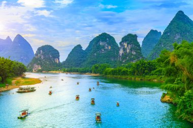 Lijiang Nehri Yulong Nehri Güzel manzara