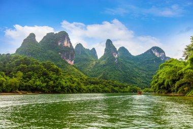 Yangshuo Xingping Lijiang Nehri Doğal Manzara