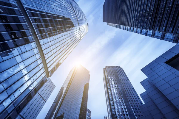 Shanghai Finans Bölgesi 'nde gökdelenler inşa ediliyor.